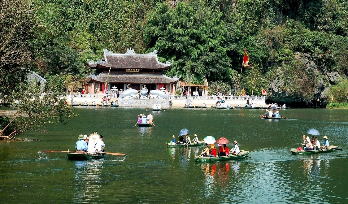 Huong Pagoda Festival