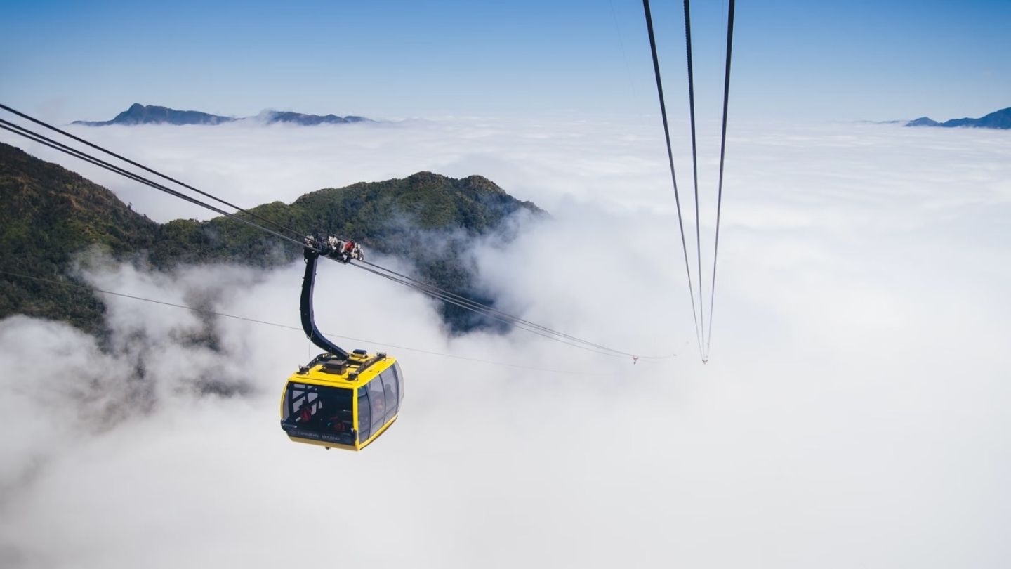 Take a cable car to Mount Fansipan 1